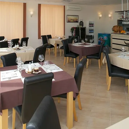 אתר נופש Byala Panorama 3*